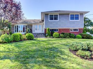 148 Exeter Rd, Massapequa, NY 11758