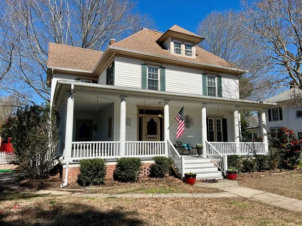 28422 Woodland Ave, Melfa, VA 23410