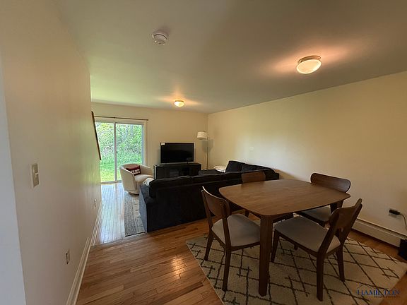 2nd image of 2024-2032 Spring St #12