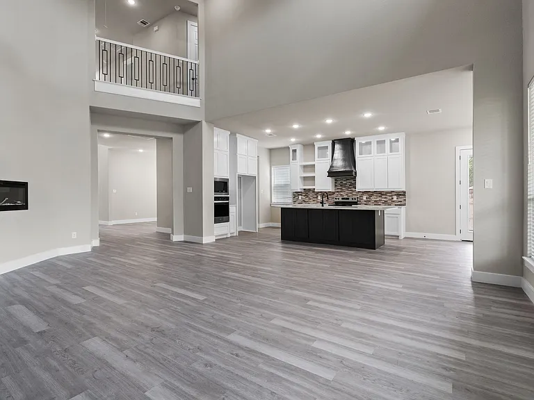 4318 Peachtree Ln — Photo 14