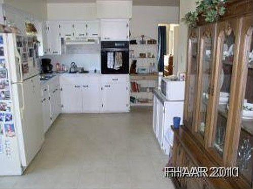 5th image of 2102 Mountain Ave
