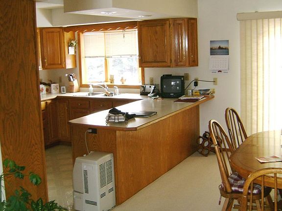 2nd image of 3815 Fairview Dr
