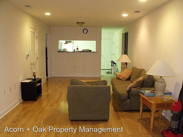 2nd image of 929 Morreene Rd APT A11