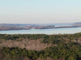 4000 Dry Ck Rd, Waverly, TN 37185