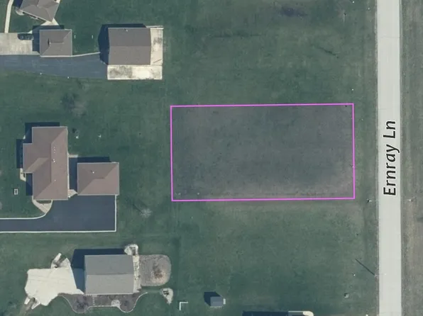 319 Ernray Ln, Gifford, IL 61847