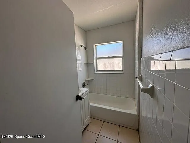 411 Jefferson Ave — Photo 7