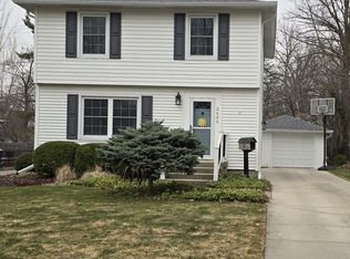 2605 Richards Dr SE, East Grand Rapids, MI 49506