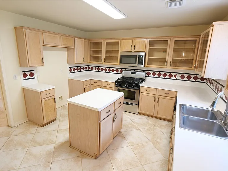 23822 Hopewell Dr — Photo 11