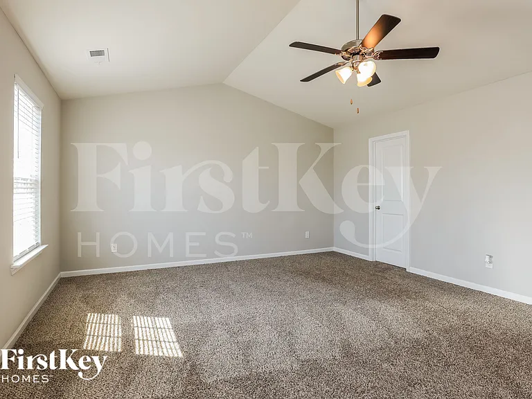 109 Longleaf Dr — Photo 10