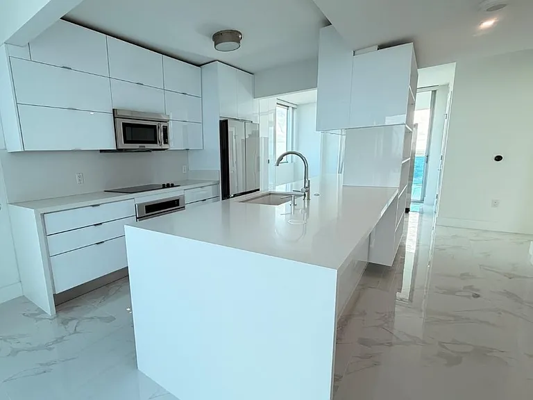 2641 N Flamingo Rd #2208N — Photo 2