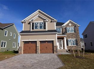 20 Mayfair Rd, Belle Mead, NJ 08502