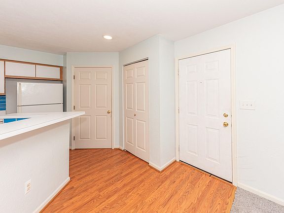 4th image of 1322 Heatherwood Ln