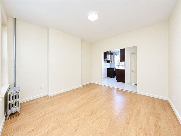 5th image of 527 40th St