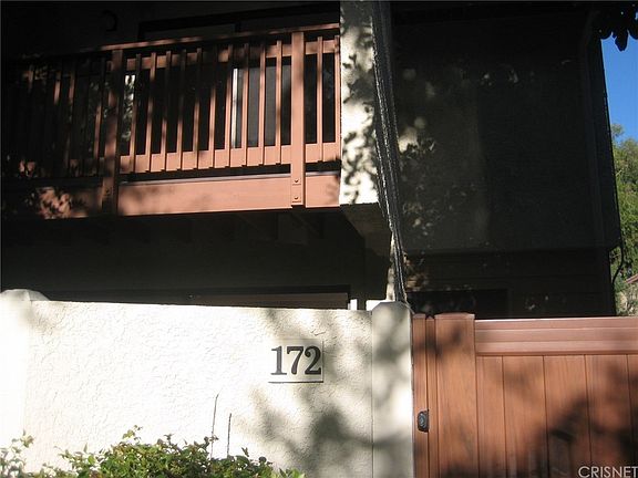 4th image of 5720 Owensmouth Ave Unit 172