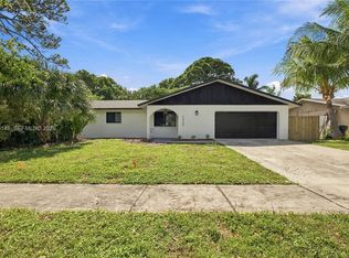 2920 Dorson Way, Delray Beach, FL 33445
