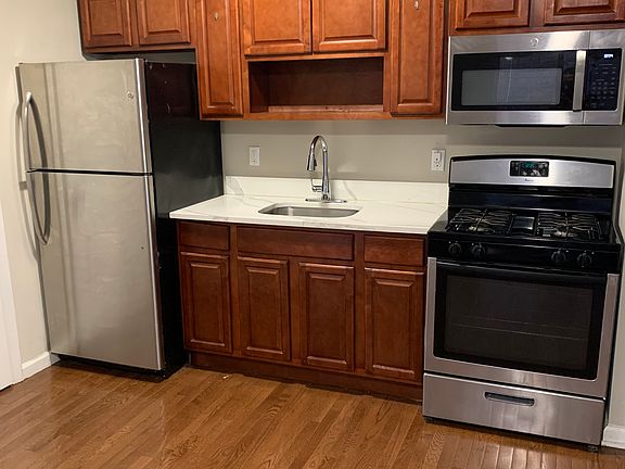 2nd image of 63 Park Ave #211
