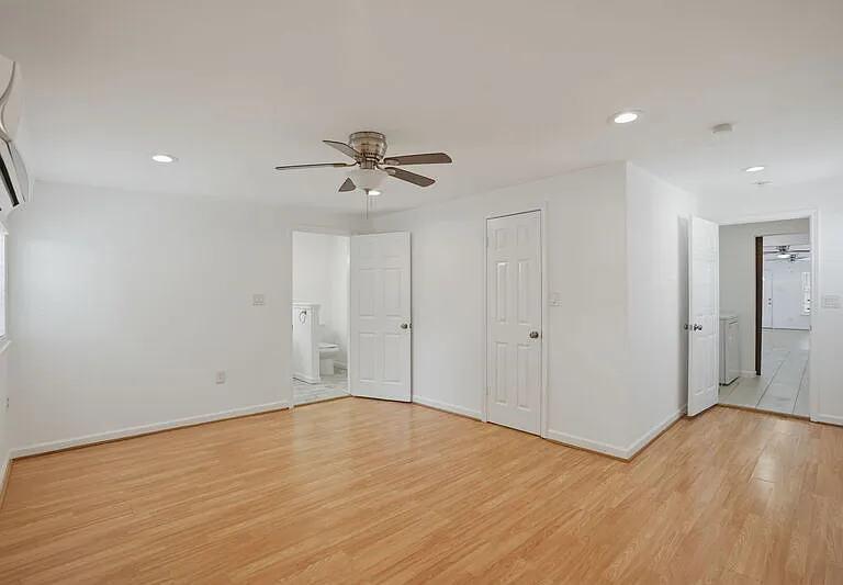 5315 Bell St — Photo 15