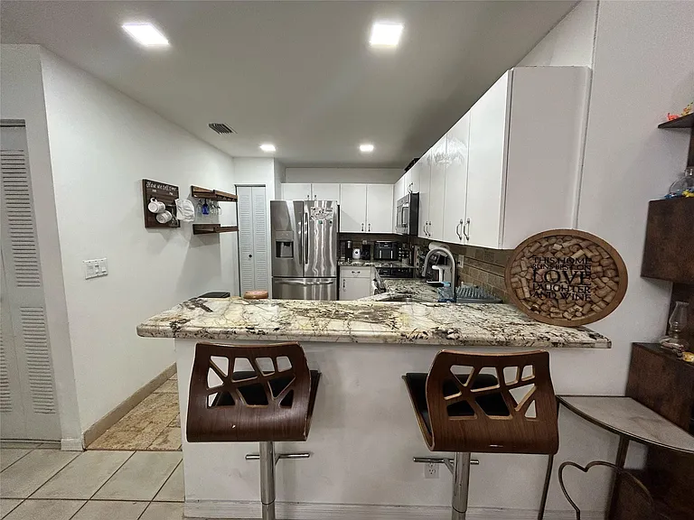 11296 SW 17th Ct — Photo 5