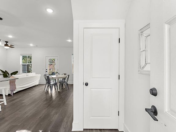 5th image of 5742 Salvo St #1