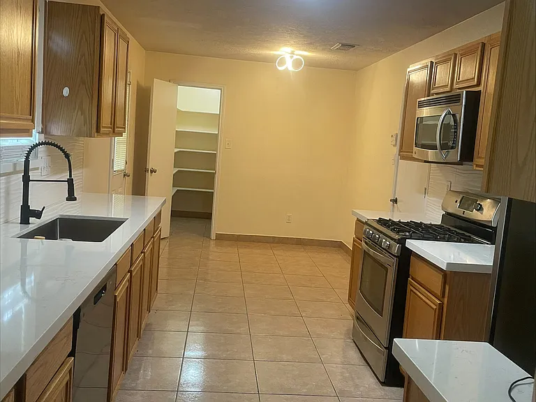 12270 Cobbs Creek Rd — Photo 5