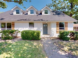 2534 N Saint Augustine Dr, Dallas, TX 75227