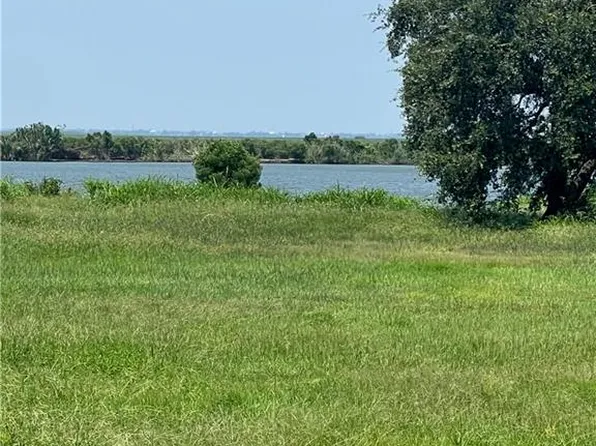 21639 Chef Menteur Hwy, New Orleans, LA 70129
