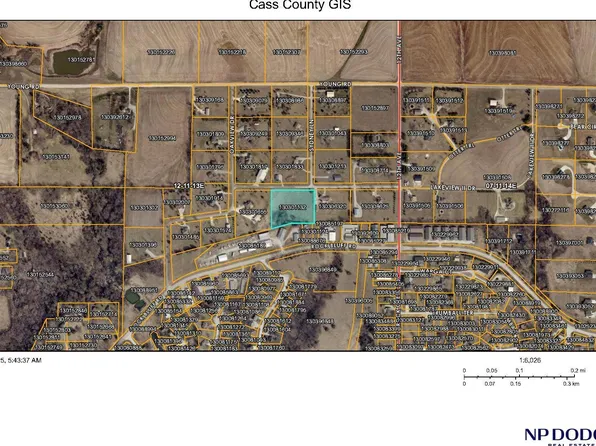 911 Lakeview Dr, Plattsmouth, NE 68048