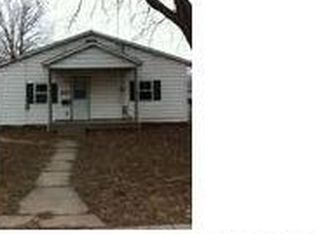 837 N Hibbard St, Staunton, IL