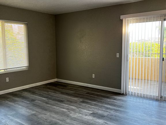 3rd image of 789 Gianni Dr Unit 204