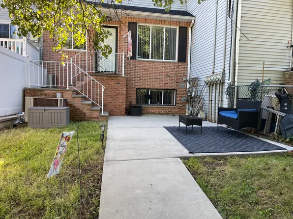 804 Willowbrook Rd #A, Staten Island, NY 10314