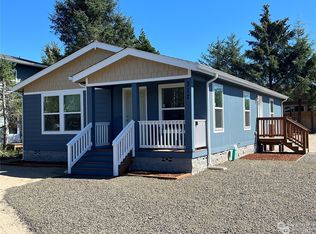 317 N Wynooche Dr SW, Ocean Shores, WA 98569