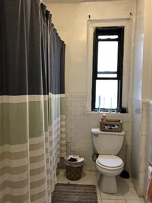 Rented by Urban Real Estate Property Group Inc | media 7