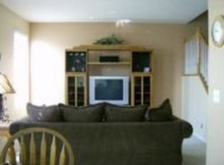 24030 W Walnut Cir, Plainfield, IL 60585