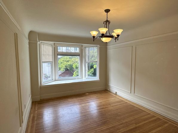 677 Oak St #2