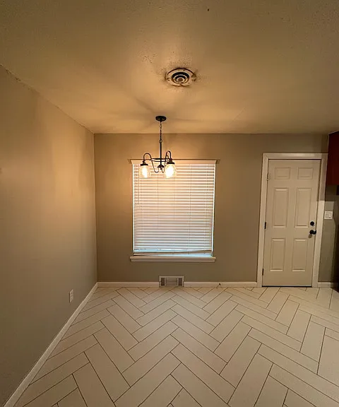 1104 W Robinson St — Photo 5