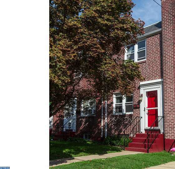 1st image of 108 S Scott St