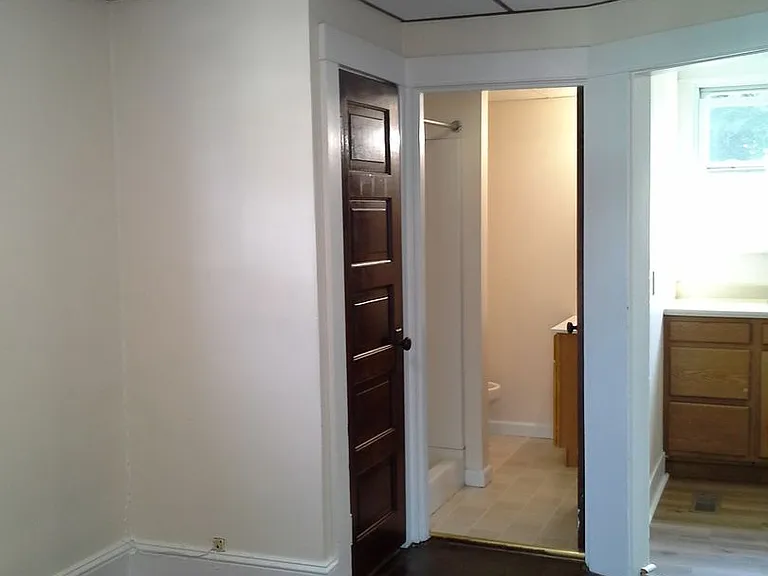 117 W Bald Eagle St — Photo 3
