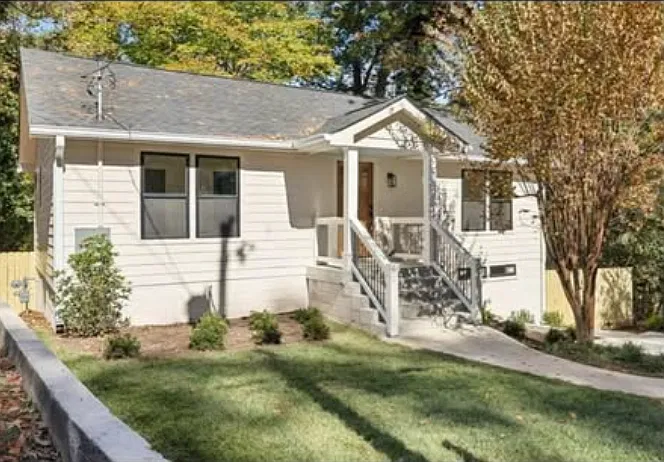 1917 Thompson Ave