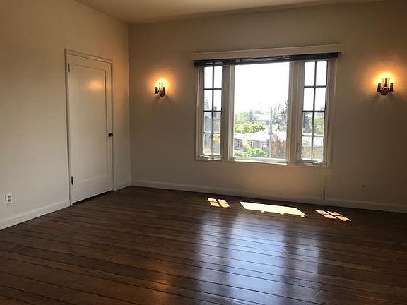2nd image of 3815 Park Blvd APT 4