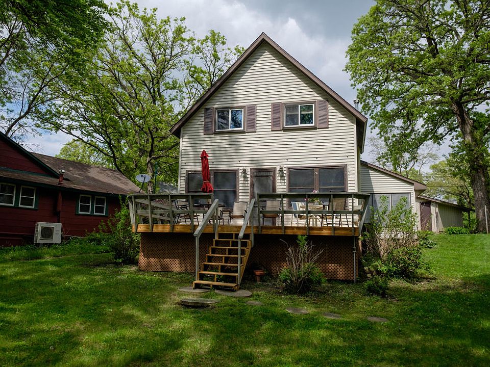 1st image of 129 Pillsbury Point