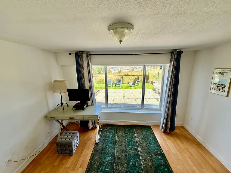 1st Floor Bonus Room (office space/living space)