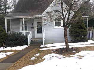 1017 Beechwood Dr, Hagerstown, MD