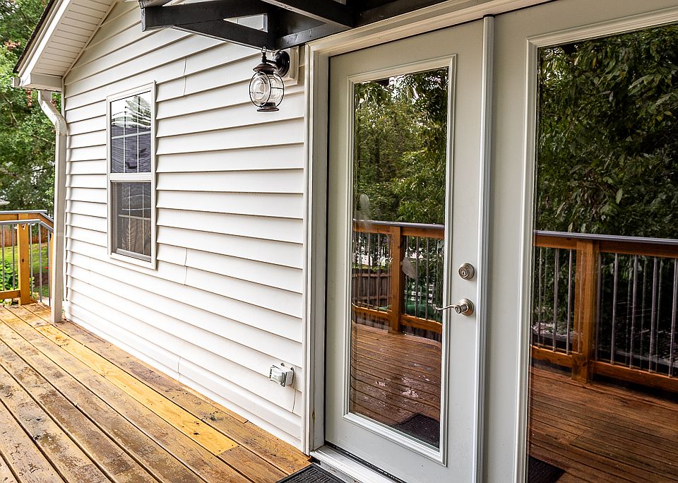 Another view of the entrance showing side of home.