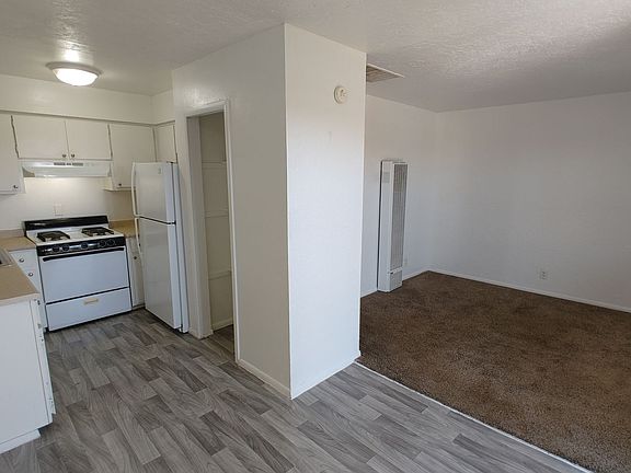 2nd image of 1111 Amherst Dr SE Unit 29