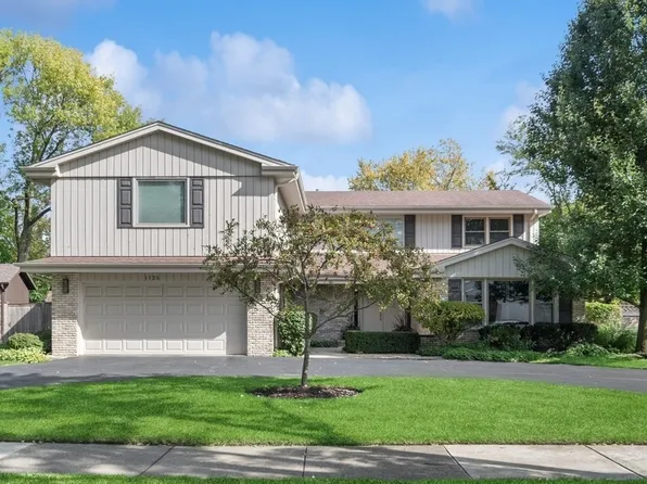 1125 Heather Rd, Deerfield, IL 60015