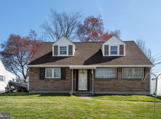 1016 Dale Rd, Secane, PA 19018