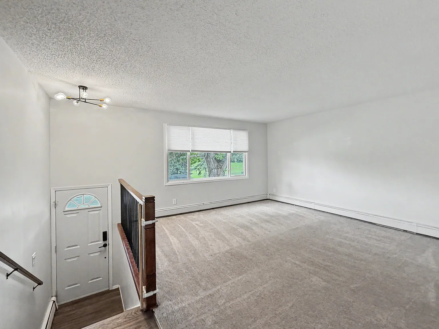 15 Galbraith — Photo 2