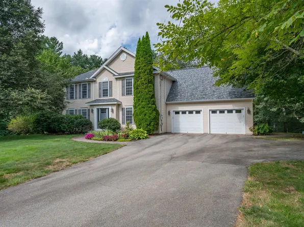 3 Kendall Way, Nashua, NH 03062