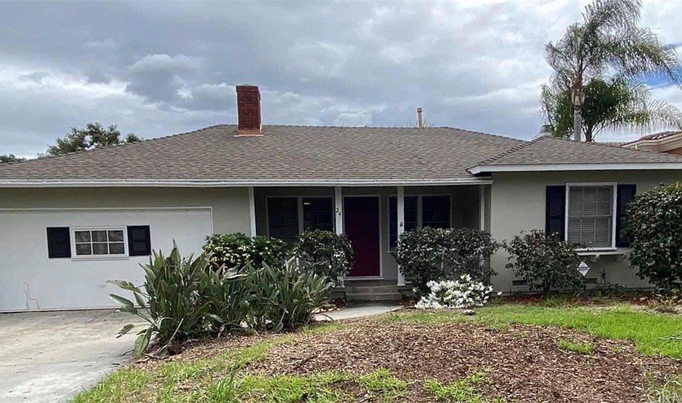 2nd image of 24 W La Sierra Dr