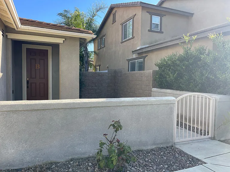13935 Barnett Ln #B — Photo 29